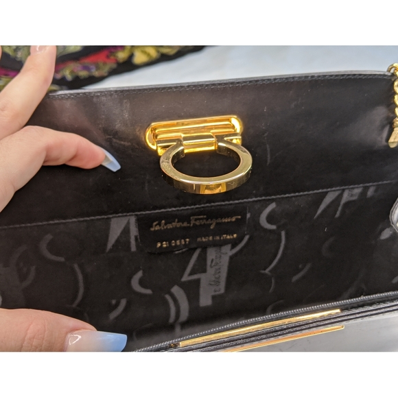 SOLD Salvatore Ferragamo Leather Shoulder Bag - Picture 9 of 10